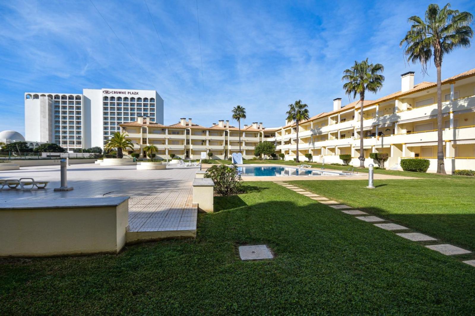Vila Atlantida - Vilamoura-Quarteira Holiday Home - Beach At 250 Mts 외부 사진